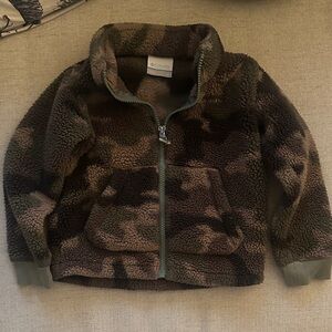 Columbia Green and Brown Camouflage Fleece Jacket